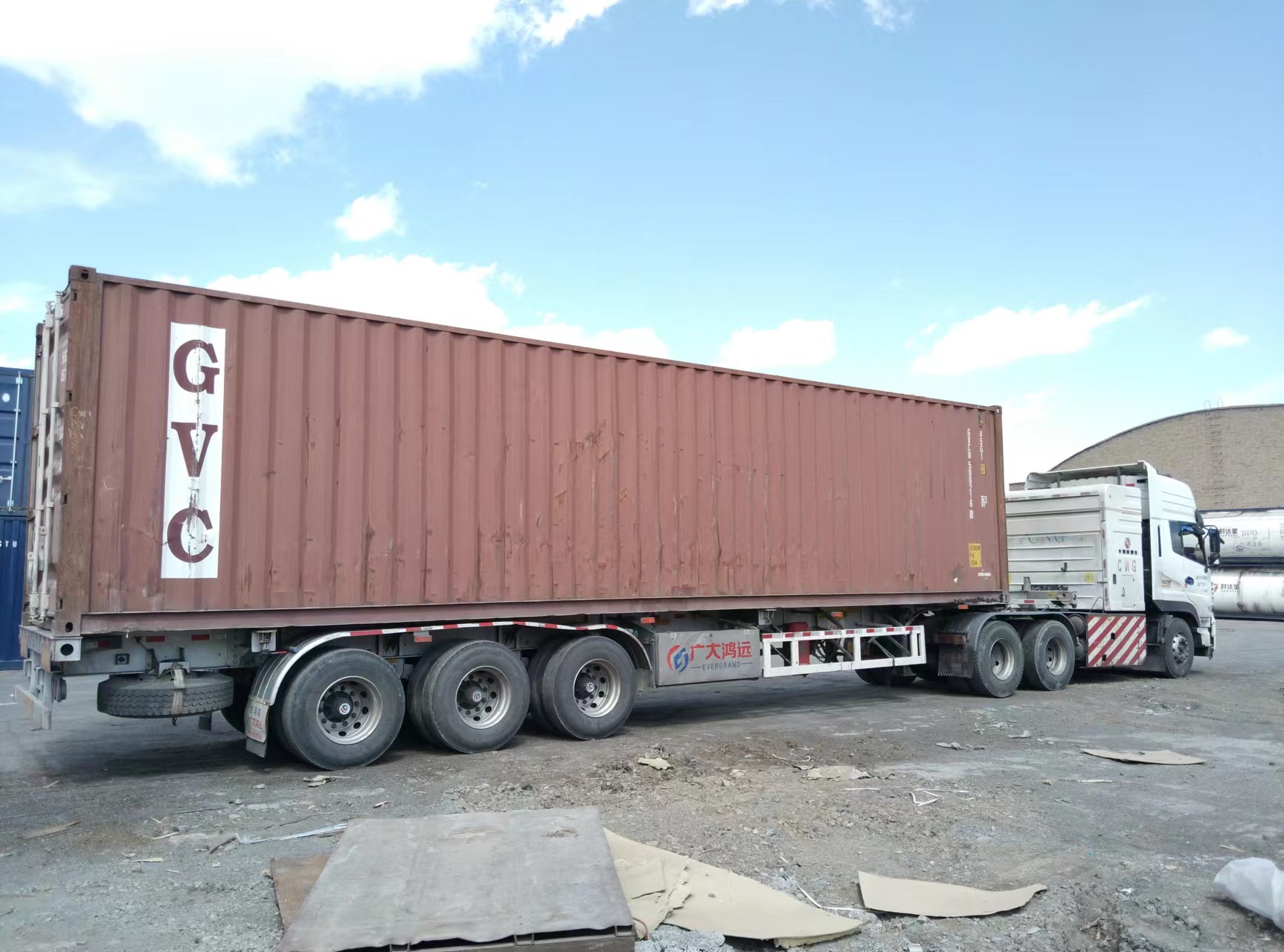 烏魯木齊到烏茲別克斯坦國際公路運(yùn)輸開啟加速時(shí)代，配送服務(wù)全面升級(jí)